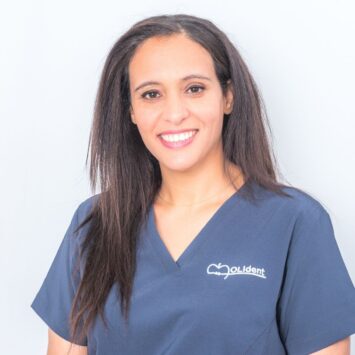 Siham Riahi - Dentista | MOLIDENT